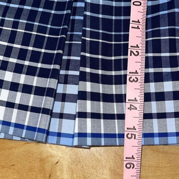 Liz Golf Skort front pockets and one back pocket side zip blue plaid Size 4 - Picture 8 of 8